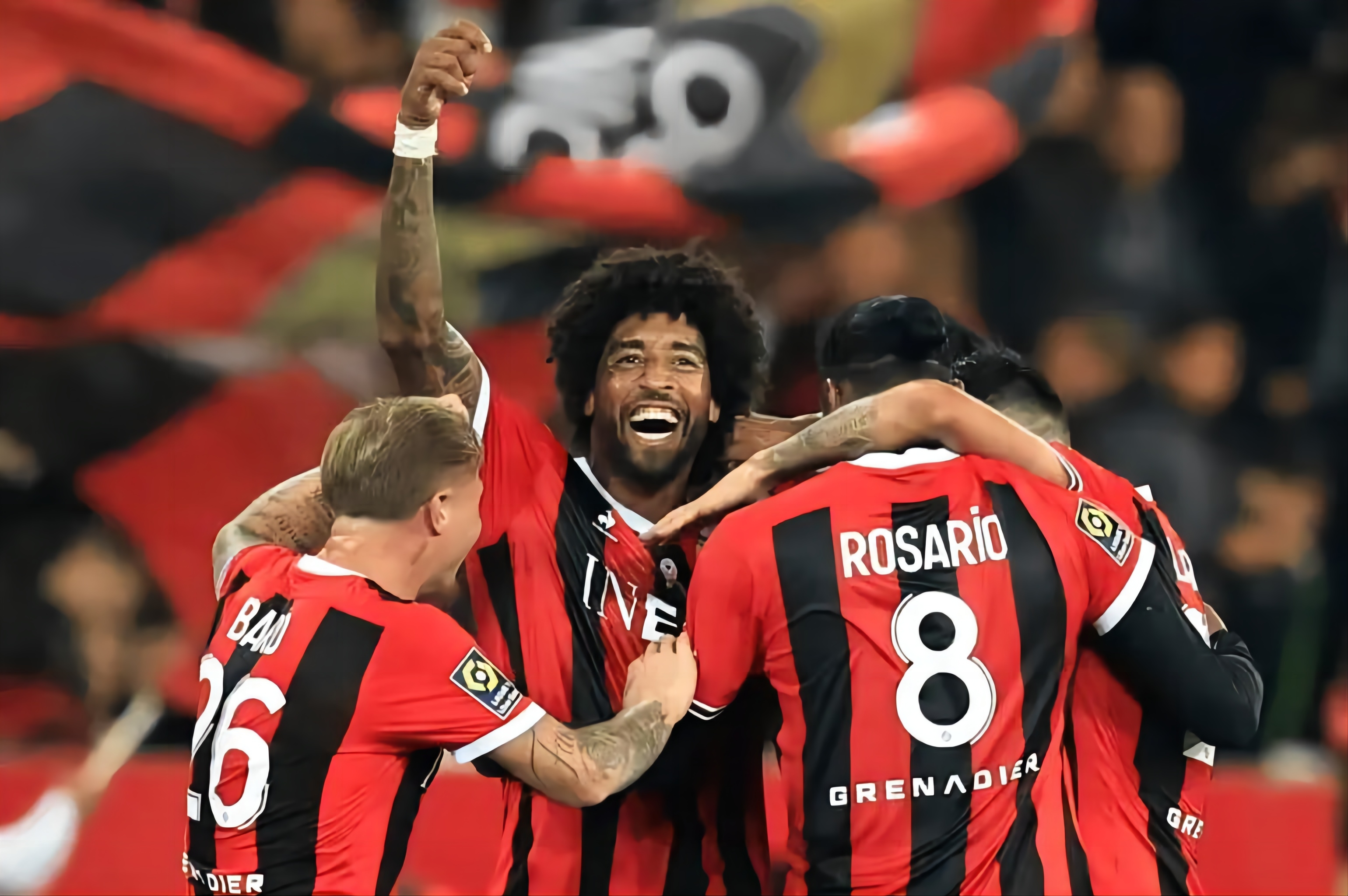 星空体育亚洲官网-法甲比赛精彩纷呈，球迷欢呼雀跃的简单介绍