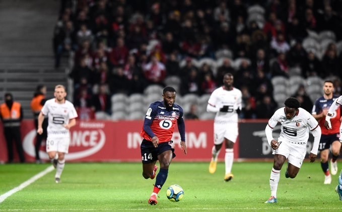 巴黎客场战胜南特,三连胜稳居积分榜首的简单介绍 巴黎客场战胜南特,三连胜稳居积分榜首的简单介绍