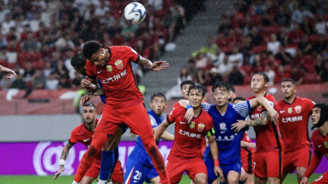 星空体育网页版登录入口-对手攻势凶猛，球队不畏强敌