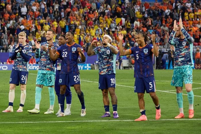 关于瑞士队大胜奥地利队罗马尼亚队遭遇挑战的信息 关于瑞士队大胜奥地利队罗马尼亚队遭遇挑战的信息