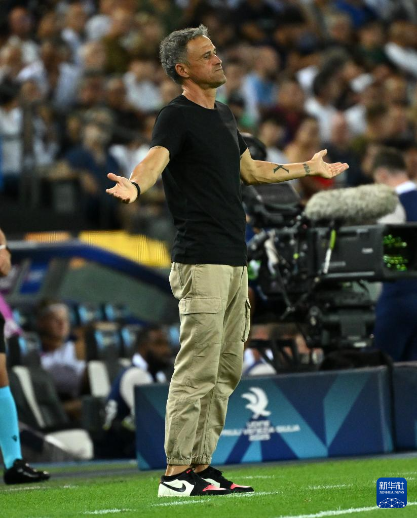 星空体育竞技-巴黎圣日耳曼连胜迈进冠军道路，实力无可匹敌的简单介绍