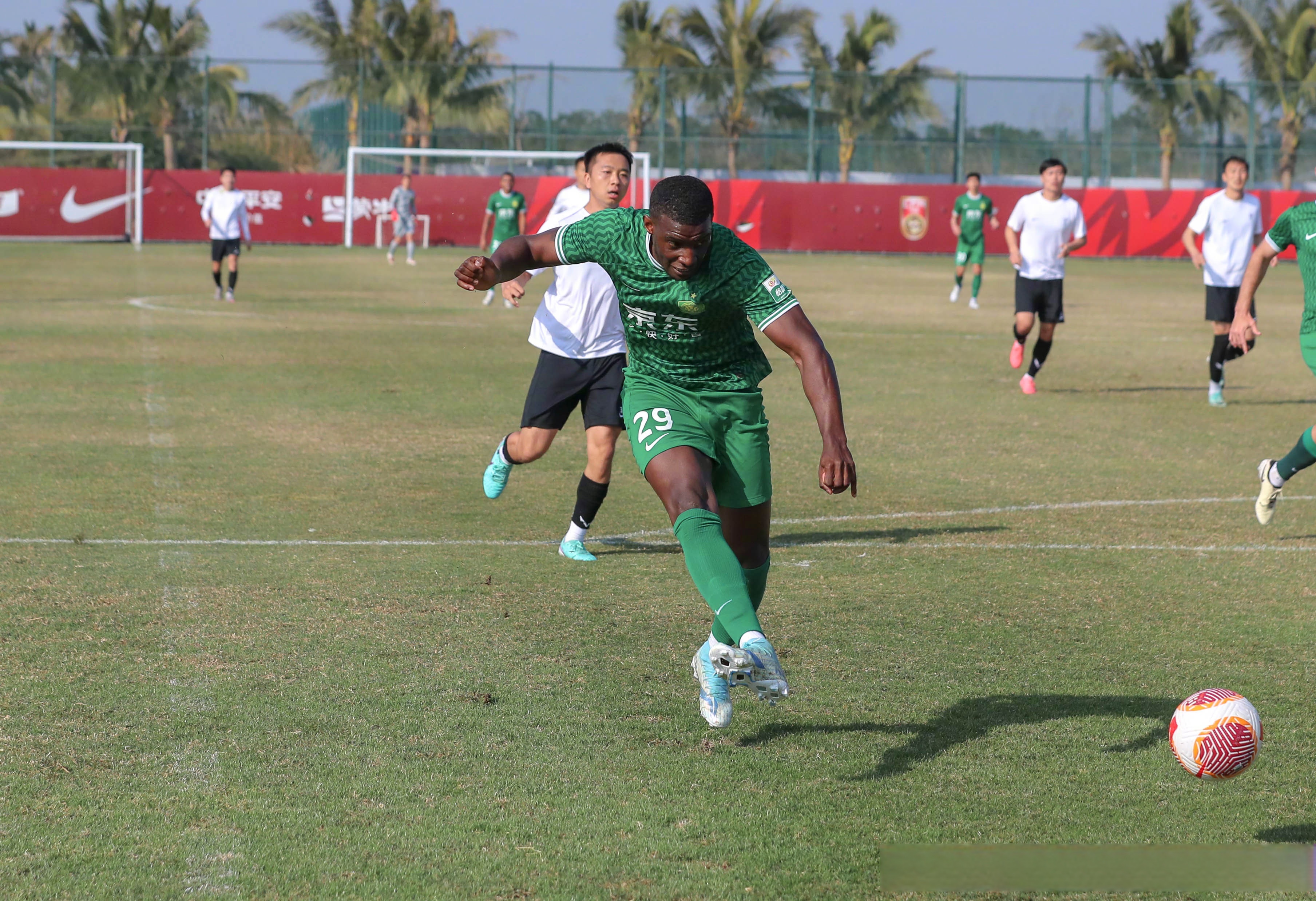 关于北京国安在热身赛中胜利,士气高涨的信息 关于北京国安在热身赛中胜利,士气高涨的信息