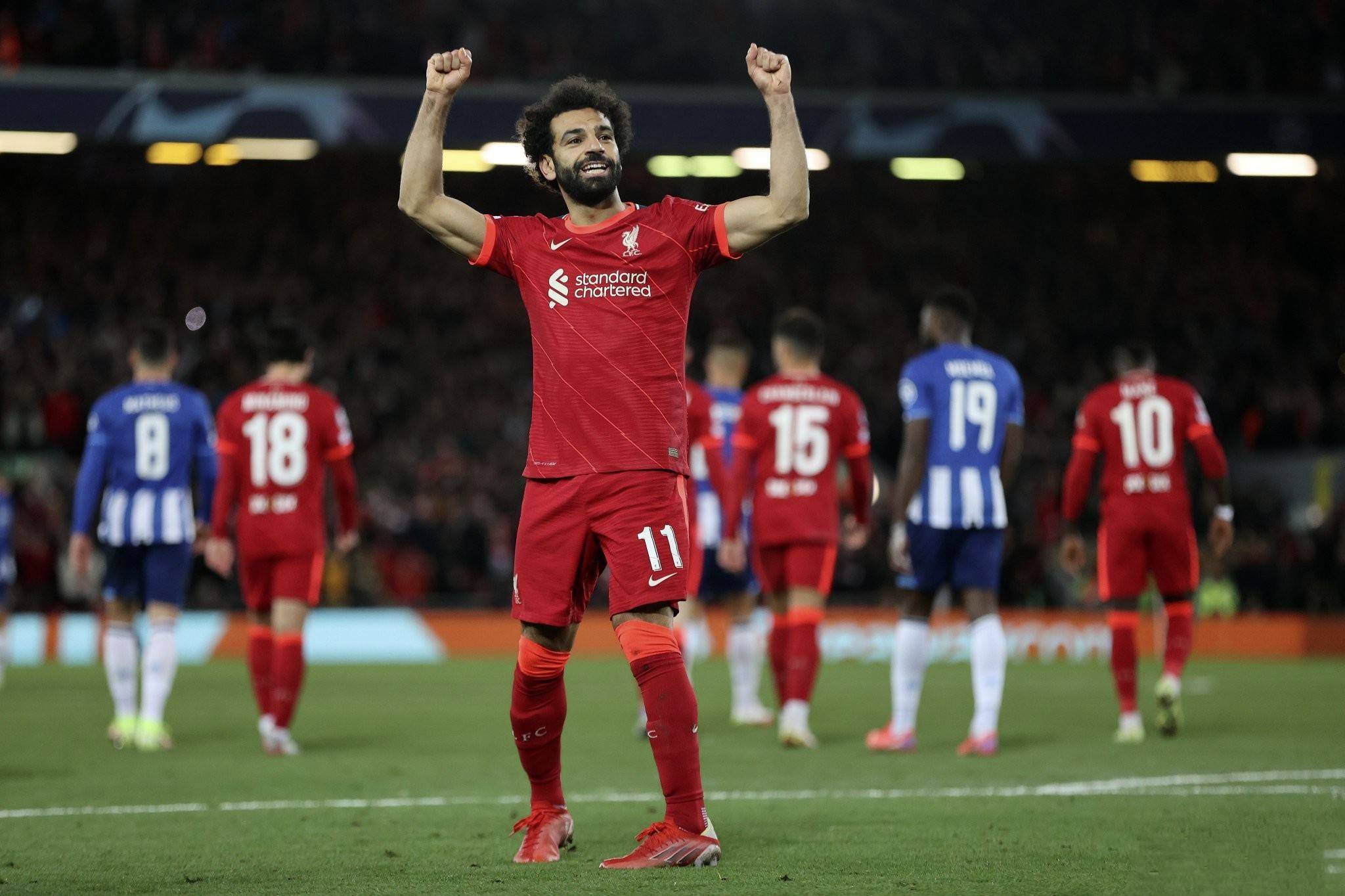 金球奖得主参加友谊赛，与橙队对决