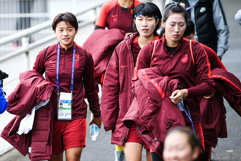 包含澳大利亚女球队备战南极杯,冠军在望的词条 包含澳大利亚女球队备战南极杯,冠军在望的词条