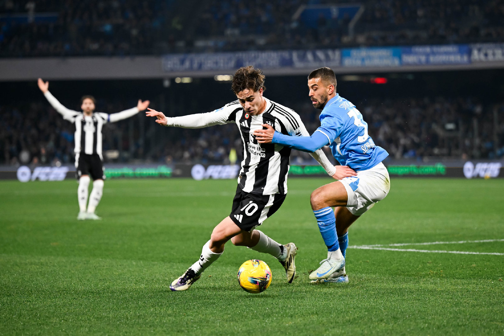 包含尤文图斯后防线稳固,成为防守铁桶的词条 包含尤文图斯后防线稳固,成为防守铁桶的词条