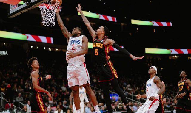 星空体育活动-超级巨星盛宴，顶级球队战略搏杀的简单介绍