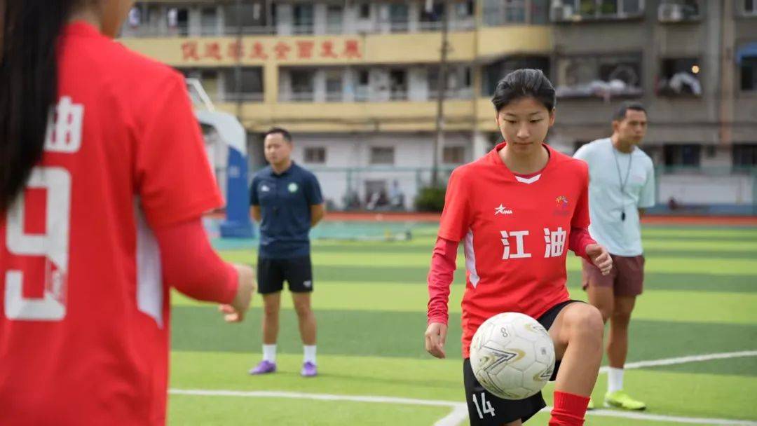 卫冕冠军实力不减!中国国家女足提前取得小组头名 卫冕冠军实力不减!中国国家女足提前取得小组头名