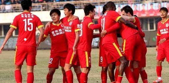 关于天津泰达主场战胜大连一方,提升排名的信息 关于天津泰达主场战胜大连一方,提升排名的信息