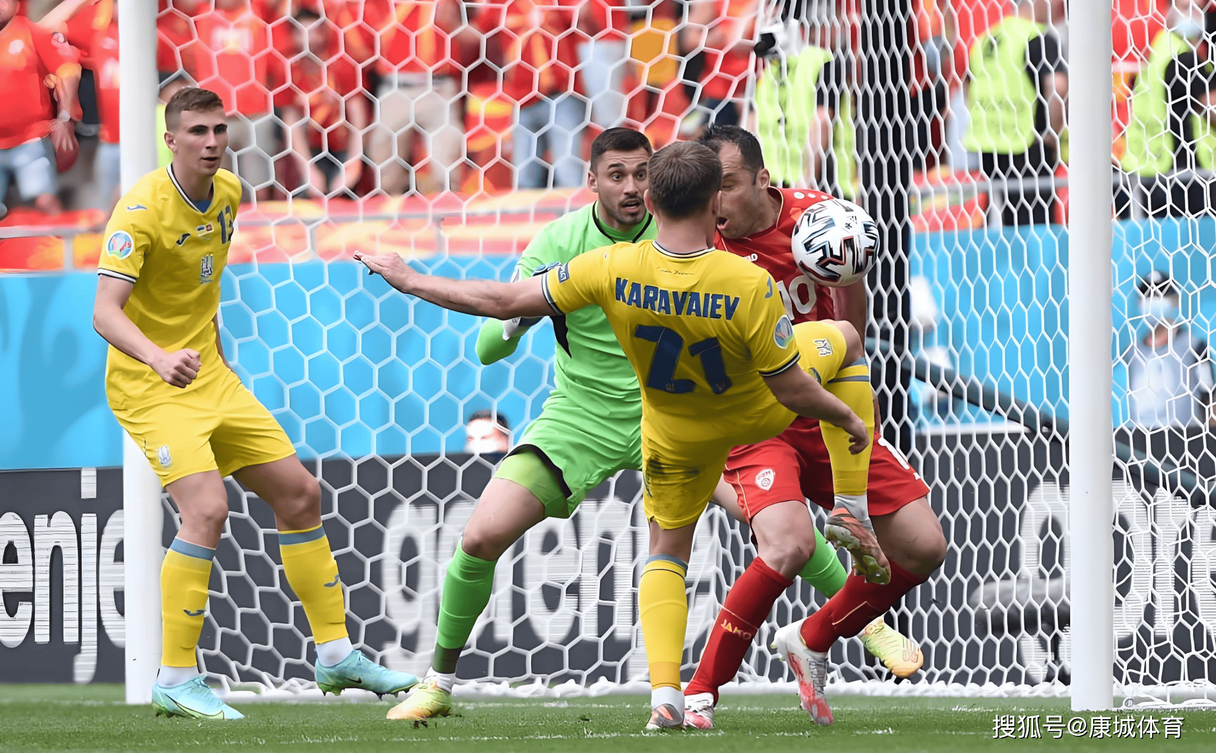 星空体育直播-包含欧预赛：奥地利队大胜北马其顿，挤入小组前二的词条