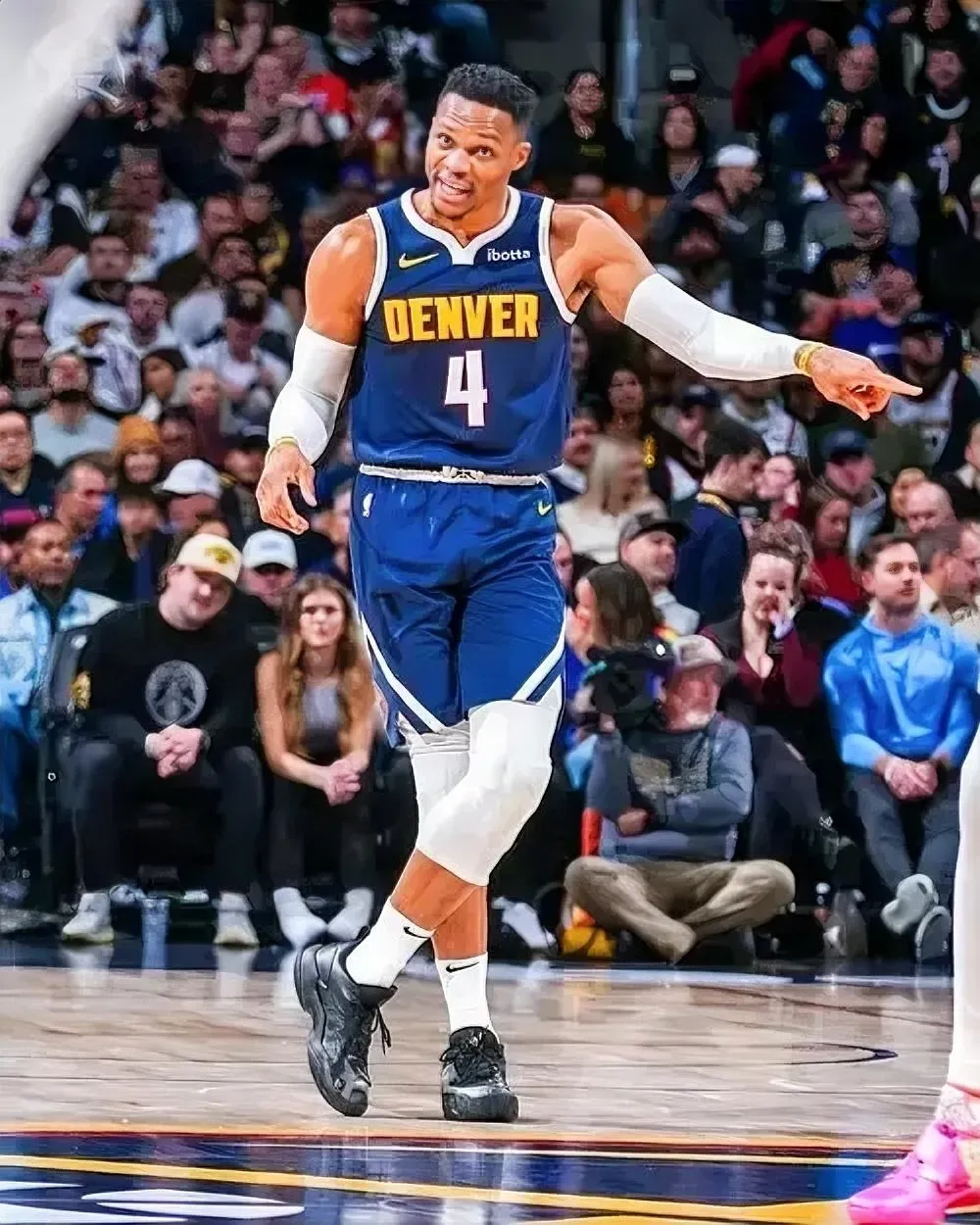 星空体育网页版登录入口-森林狼全队联合破解掘金，克里斯蒂安爆发得分