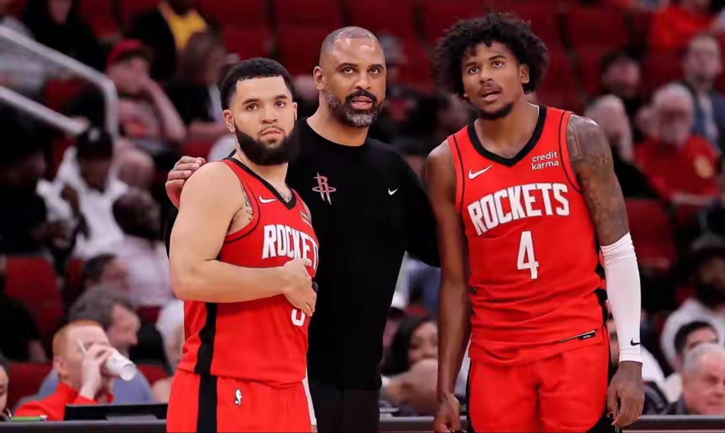 星空体育app-包含灰熊完胜鹈鹕，升至西部前列的词条